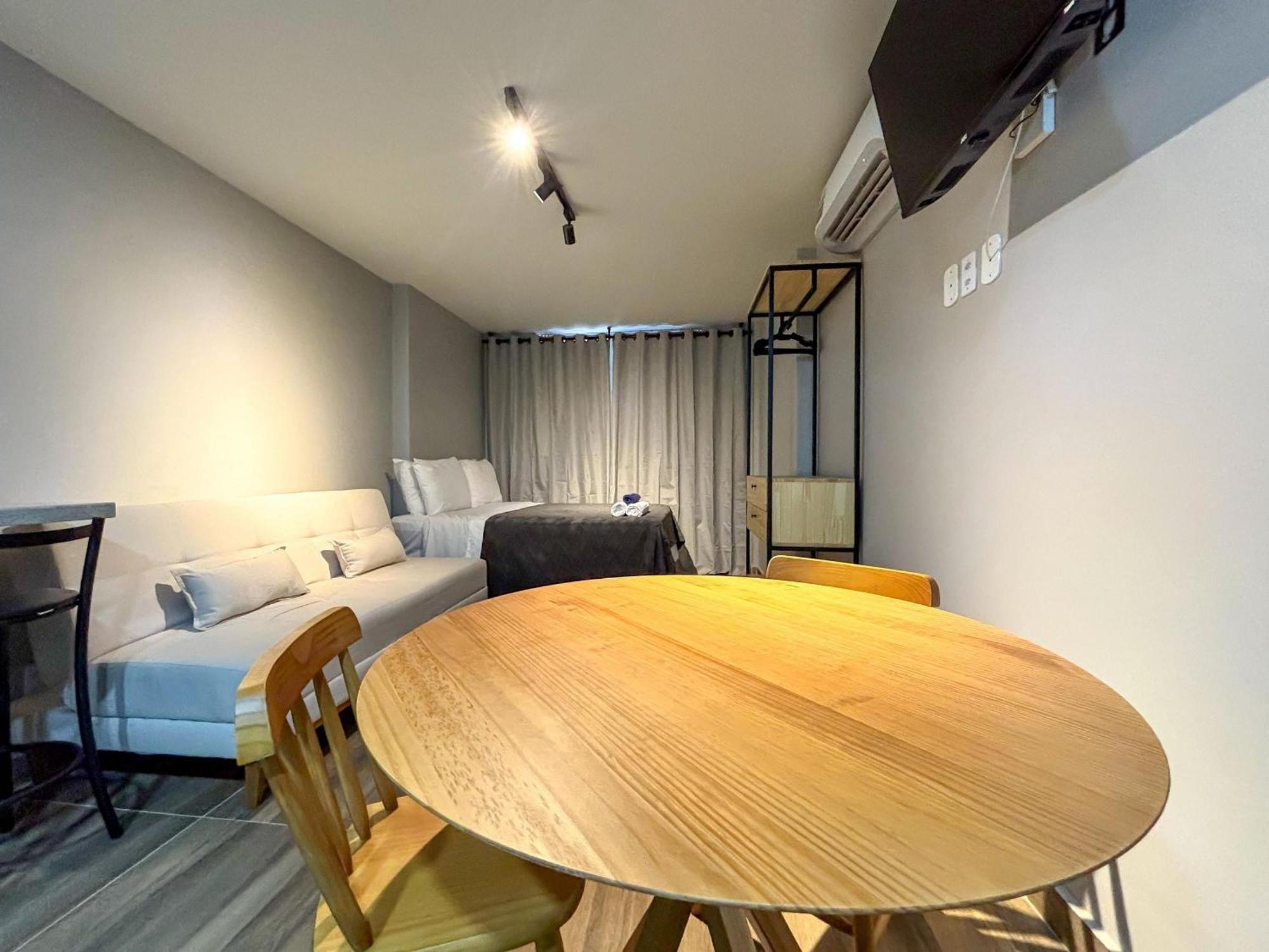 Santos Vahlis Apartment
